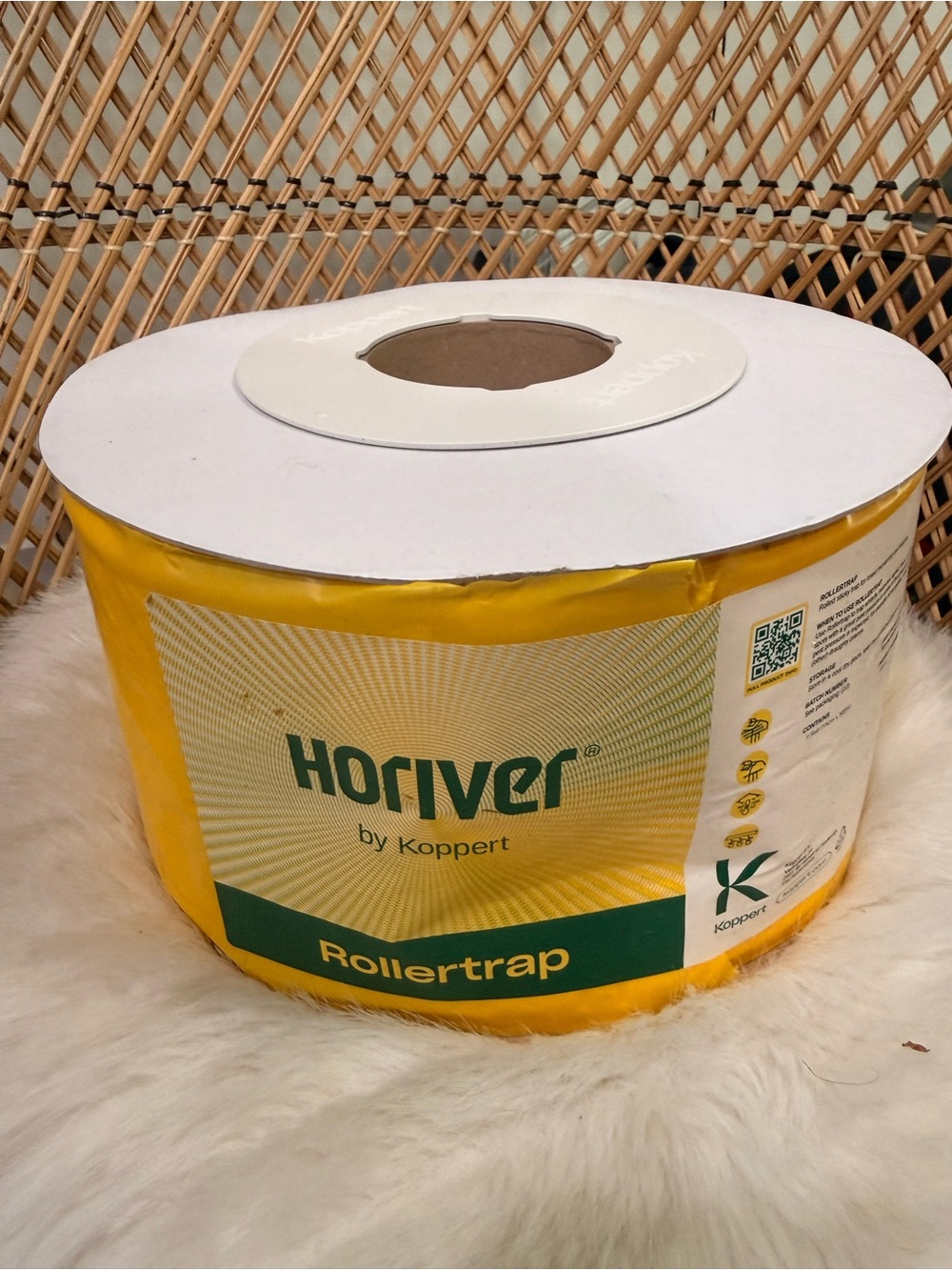 Yellow Rollertrap - Pest Control Roll